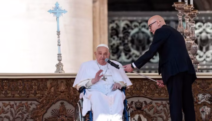2025-04-06t100639z-1867470554-rc2asdaarmen-rtrmadp-3-pope-francis-health