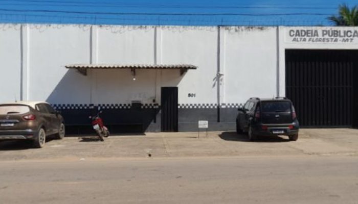 A-superlotacao-tem-sido-umas-das-princi8pais-preocupalcoes-do-MP-foto-Arao-Leite-arquivo-JC