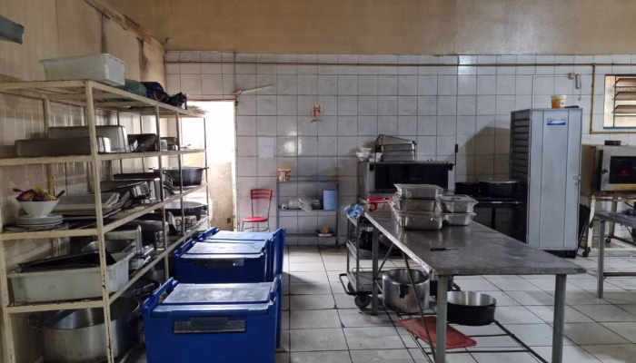Ambiente_insalubre_distribuidora_de_alimentos_e6fb65458a (1)