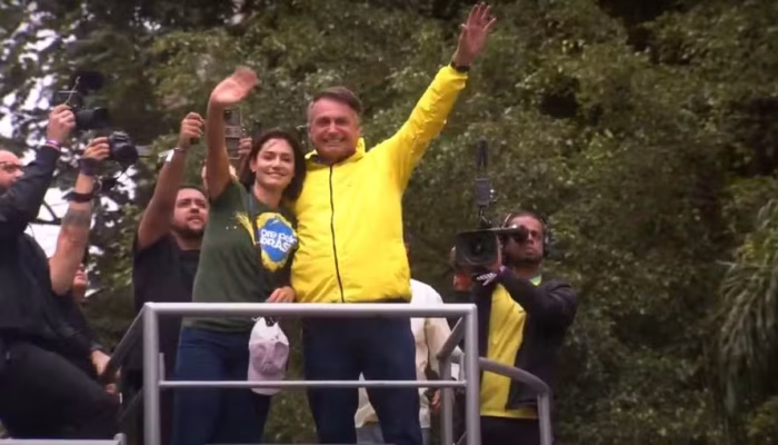 bolsonaro-e-michelle-bolsonaro-em-ato-na-paulista