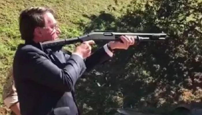 bolsonaroarmas02