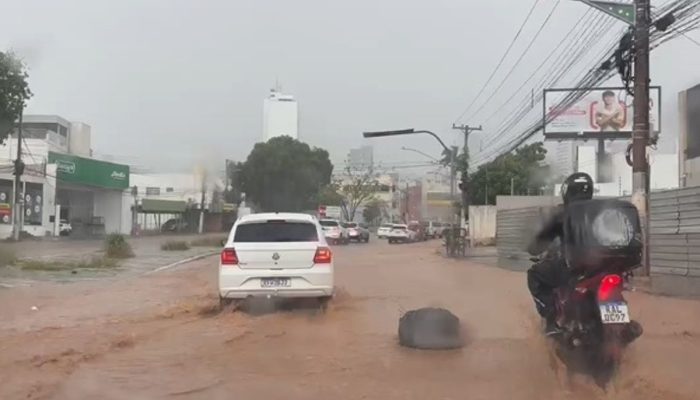 chuva-avenida-do-cpa-cuiaba