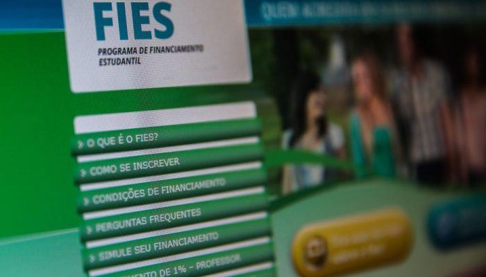 Fundo de Financiamento Estudantil,Fies