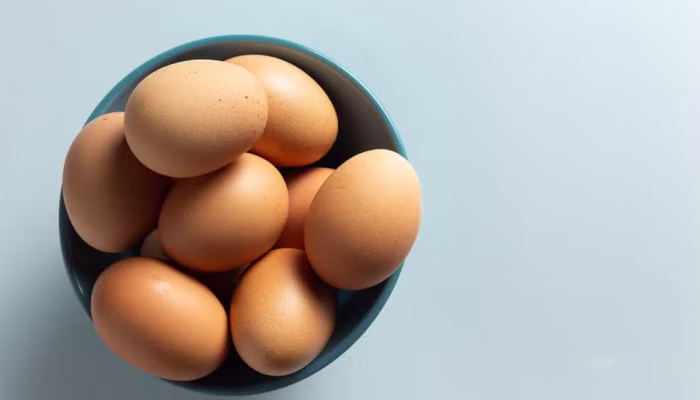 fresh-eggs-bowl