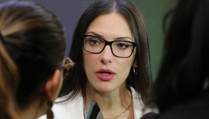 janaina-riva-al-3-