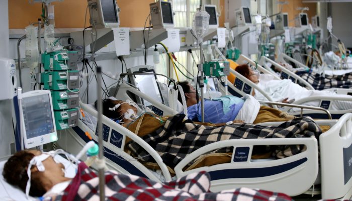 FILE PHOTO: Patients are pictured in the emergency room of the Nossa Senhora da Conceicao hospital that is overcrowding because of the coronavirus outbreak, in Porto Alegre, Brazil, March 11, 2021.  REUTERS/Diego Vara/File Photo